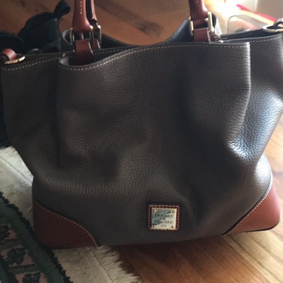 Dooney & Bourke Handbags - Dooney and Bourke satchel